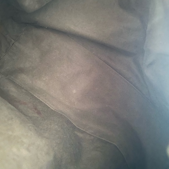 Chloe Elsie crossbody with Gold Accents - Picture 9 of 16